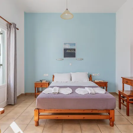 Livadia A Aparthotel 3*