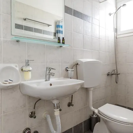 Aparthotel Livadia A 3*